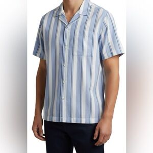 GAP Light Blue & White Striped Casual Shirt Size Large P2P 25”